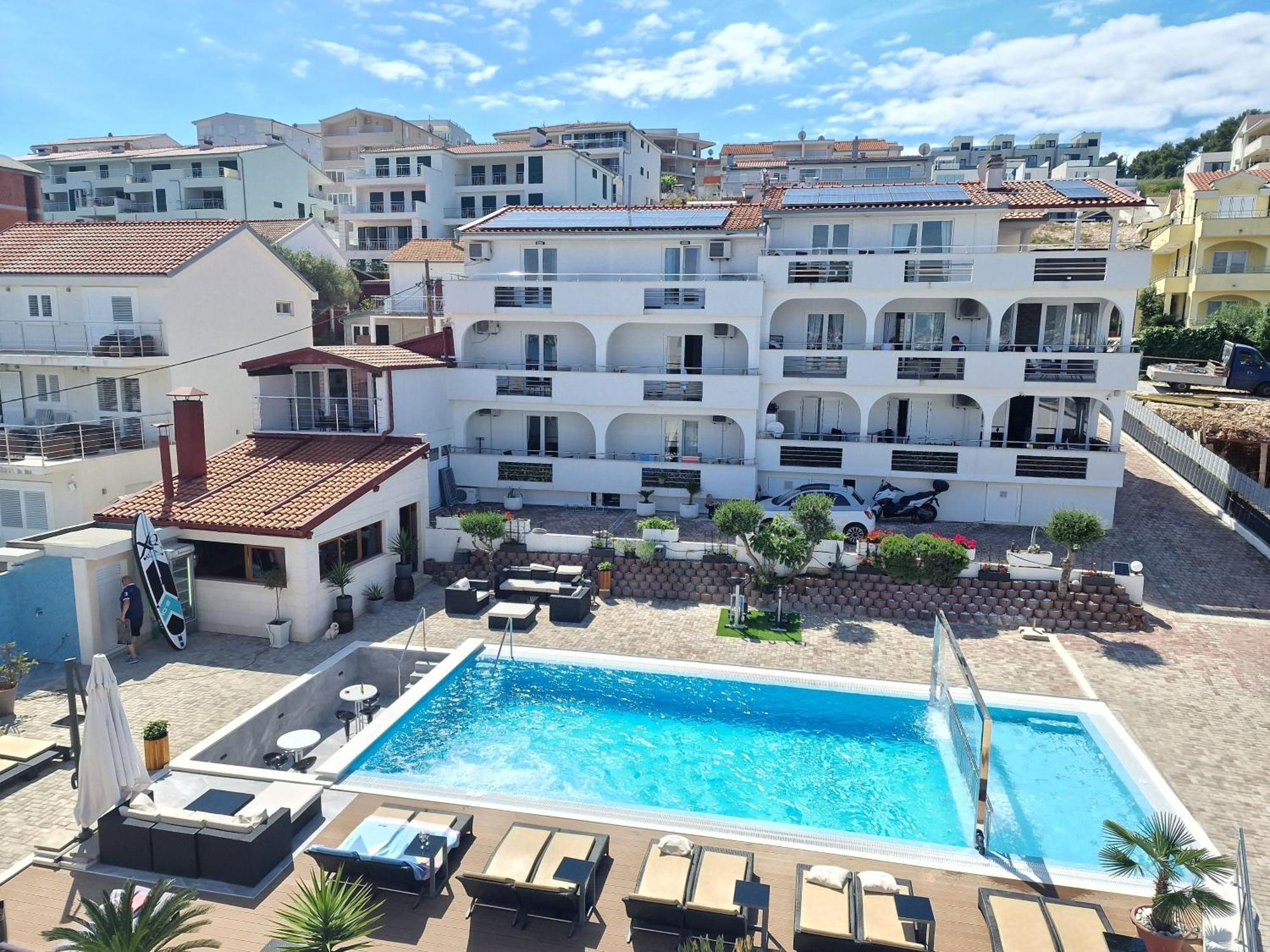Apartments Silva With A View Of Sea تروغير المظهر الخارجي الصورة