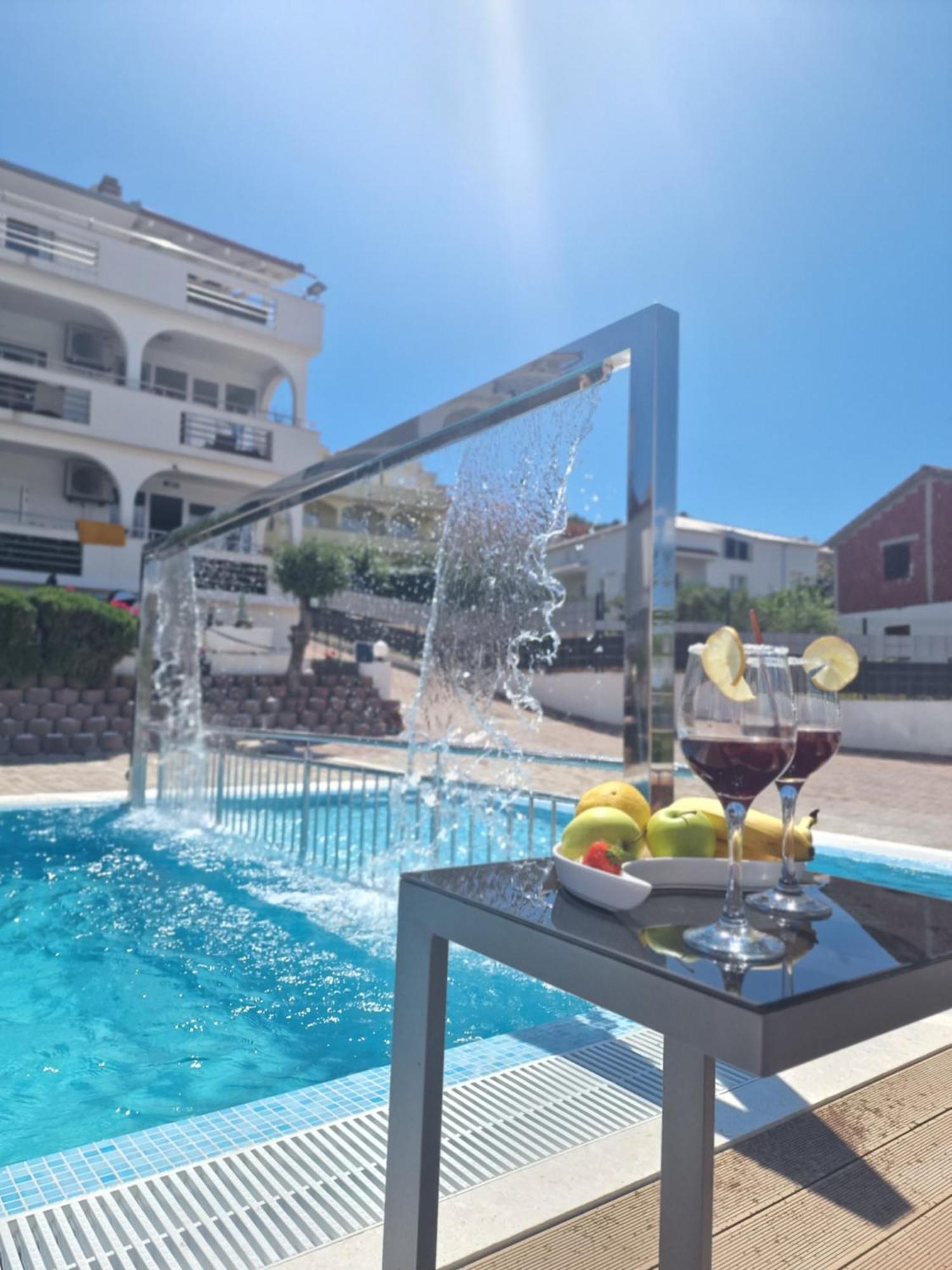 Apartments Silva With A View Of Sea تروغير المظهر الخارجي الصورة