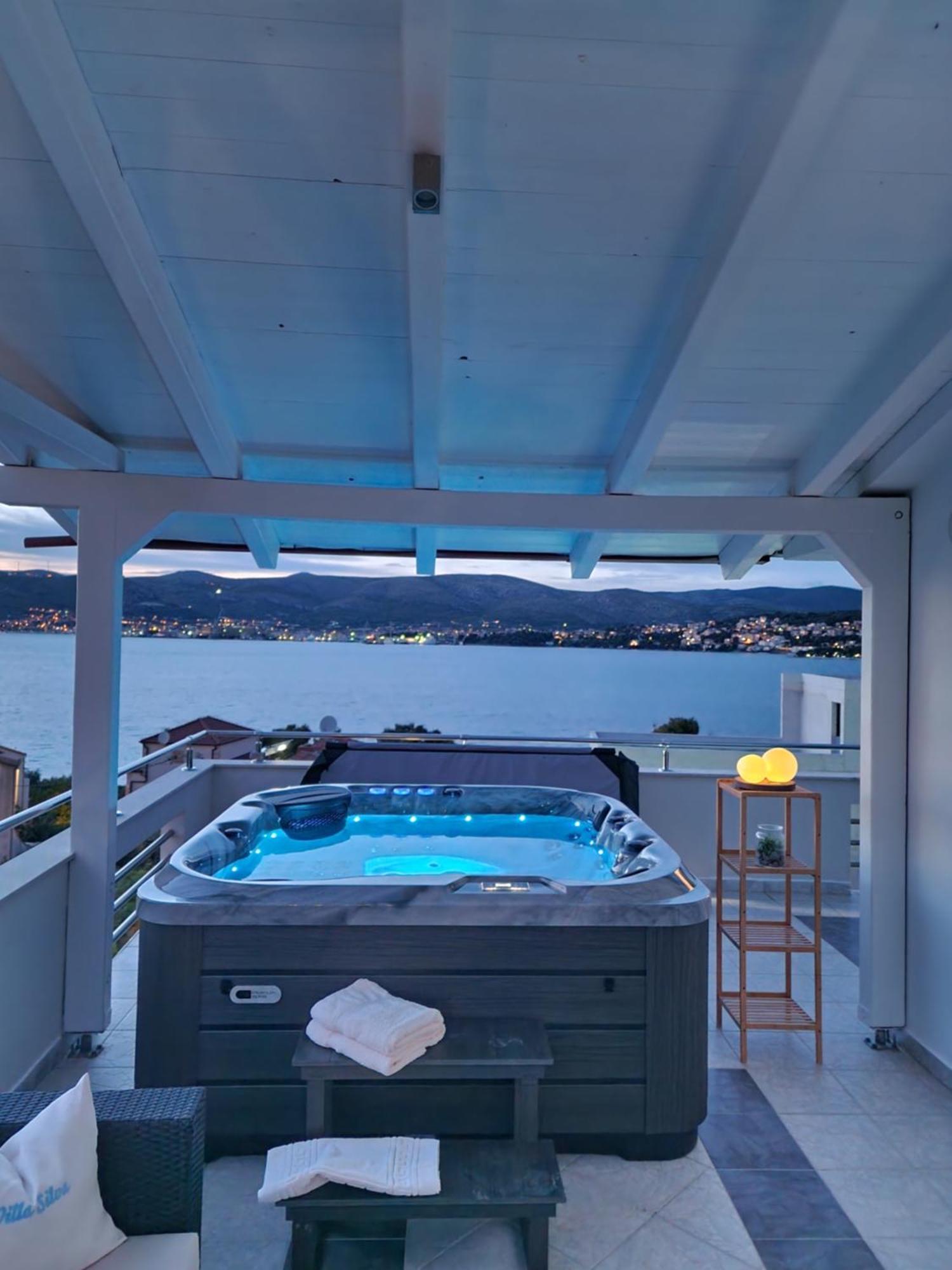 Apartments Silva With A View Of Sea تروغير المظهر الخارجي الصورة