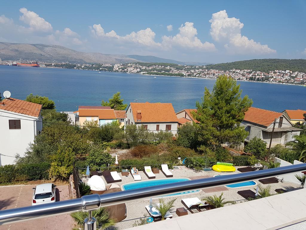 Apartments Silva With A View Of Sea تروغير المظهر الخارجي الصورة