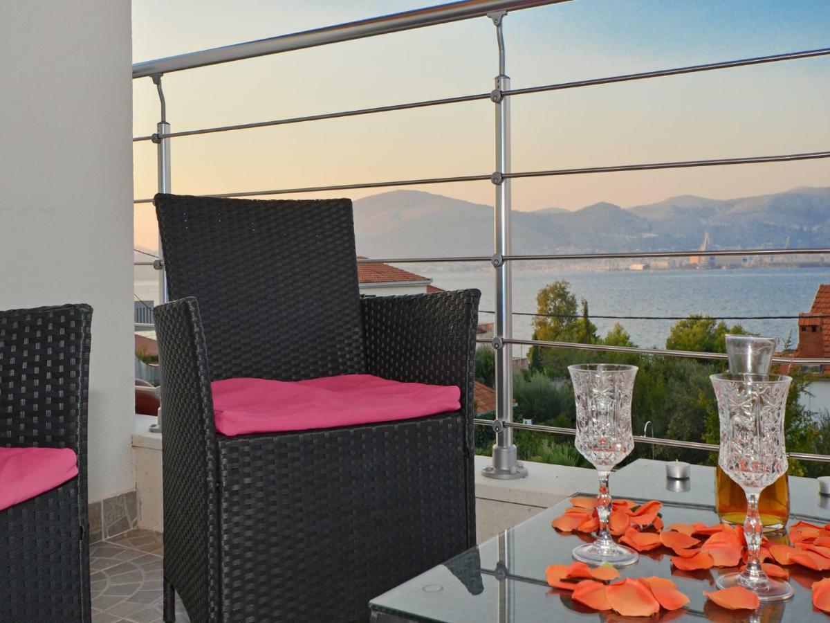 Apartments Silva With A View Of Sea تروغير المظهر الخارجي الصورة
