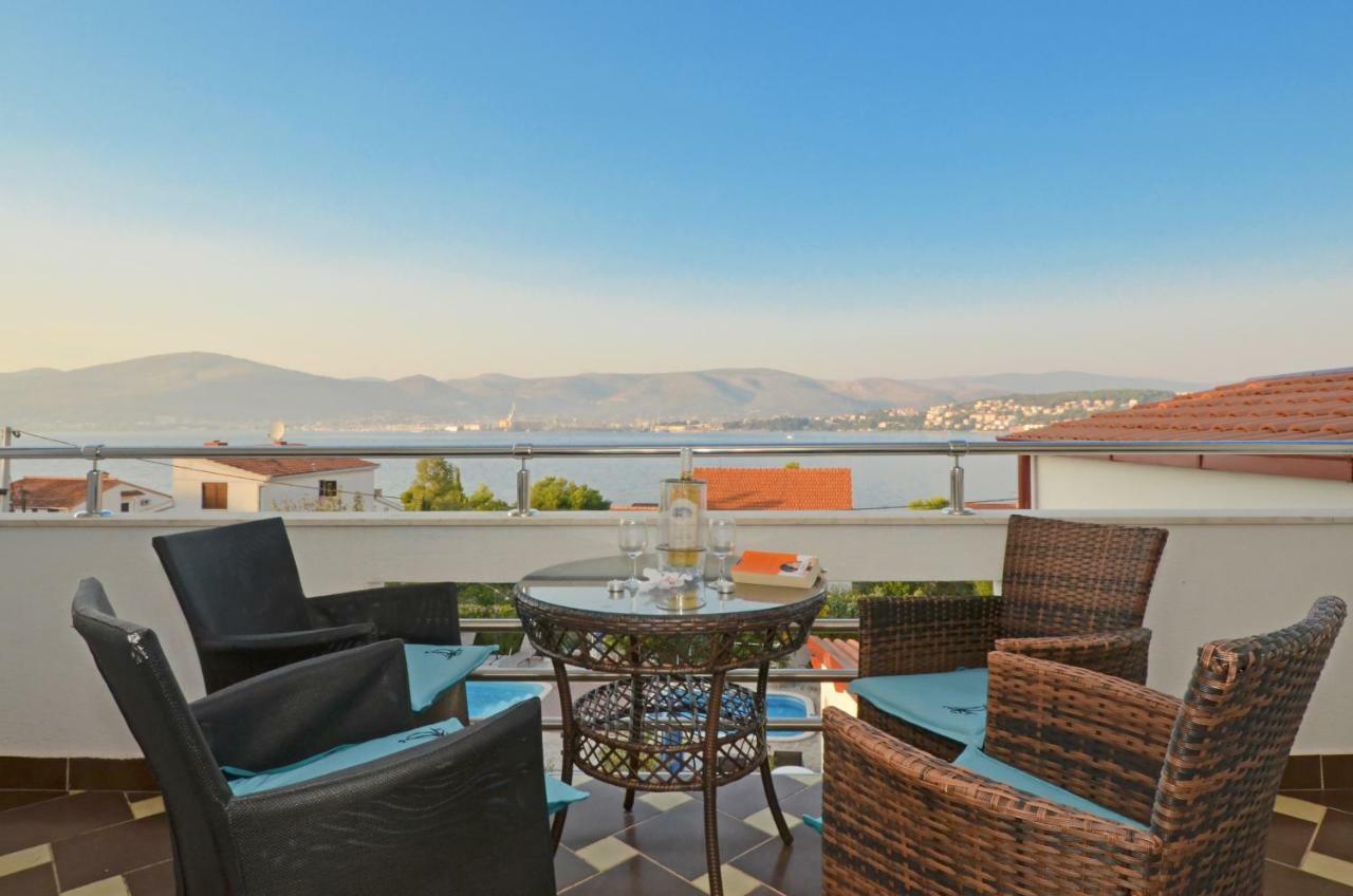 Apartments Silva With A View Of Sea تروغير المظهر الخارجي الصورة